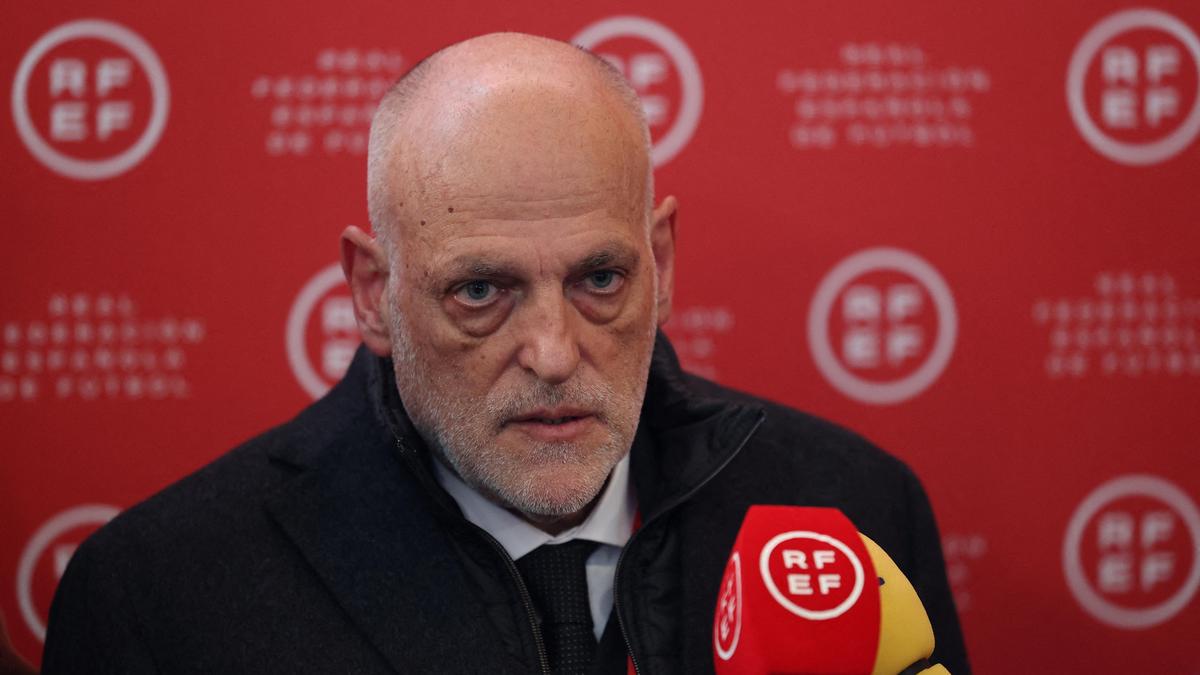 La Liga president hits out at Real Madrid refereeing ‘conspiracy’ claims