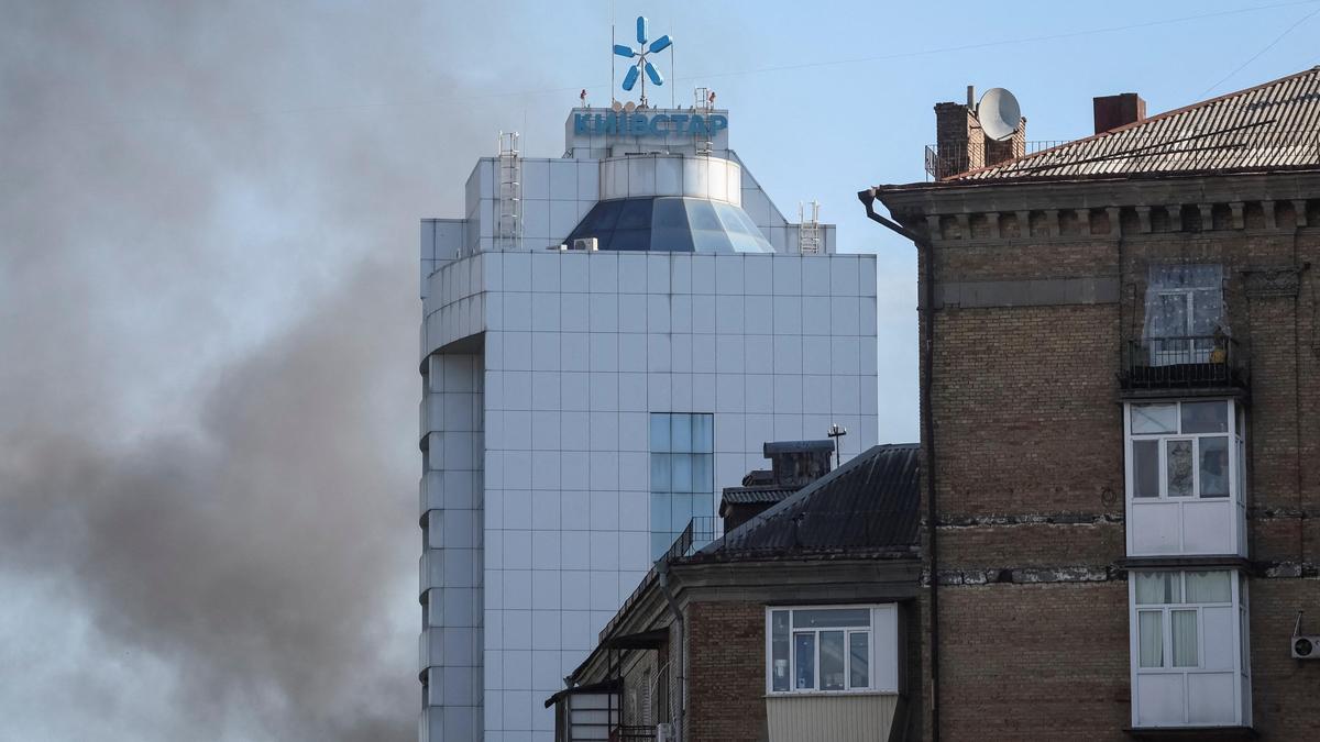 Russia hits Ukraine’s largest mobile provider, strikes data centres