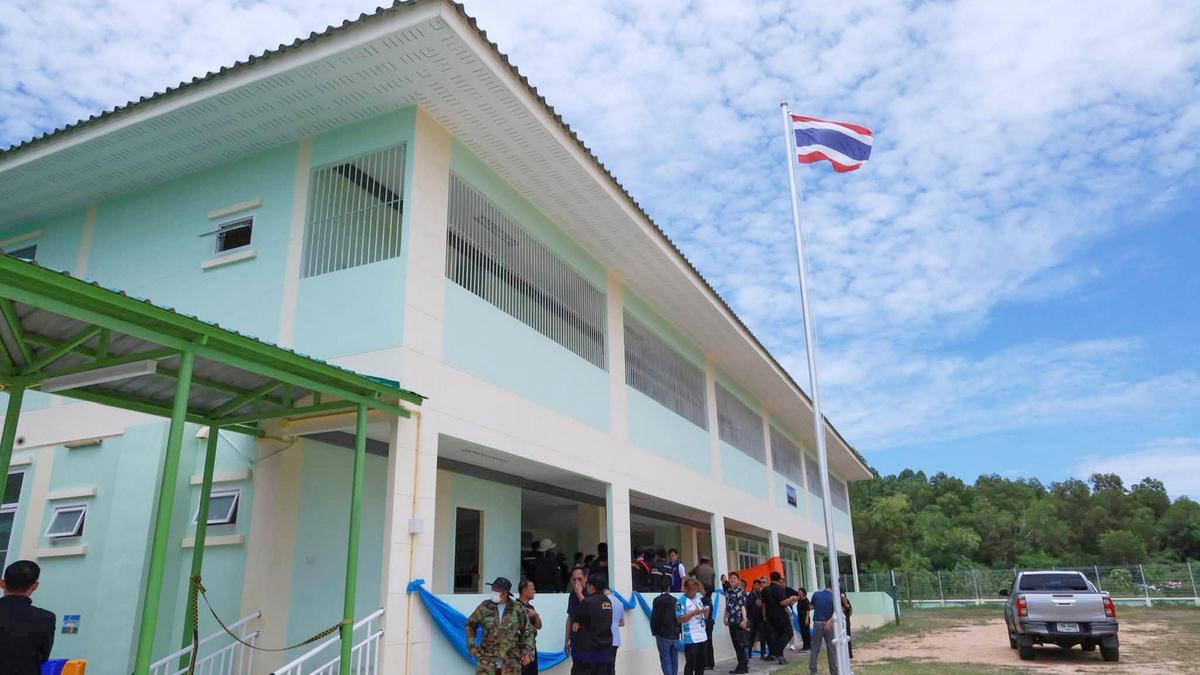 Suspected gunman in Thailand kindergarten shooting surrenders after 18-hour standoff