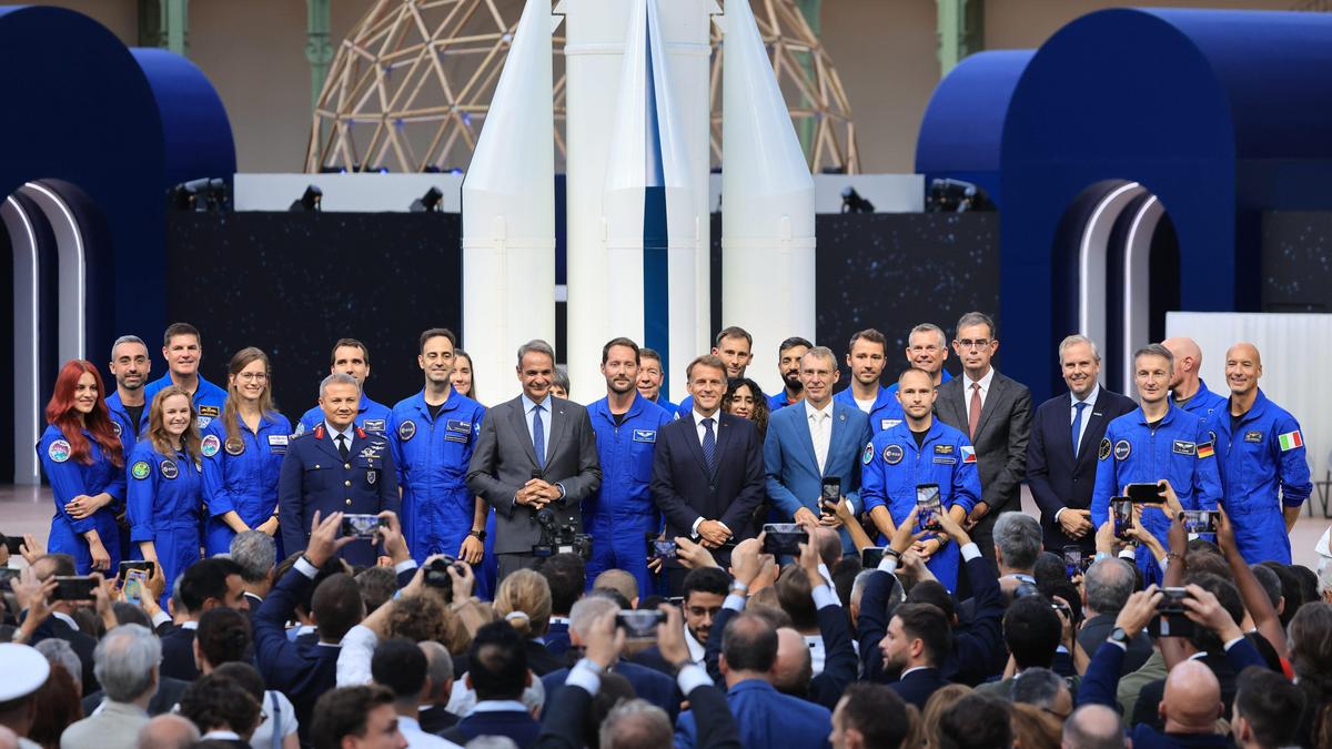 International Space Summit gets underway in Paris