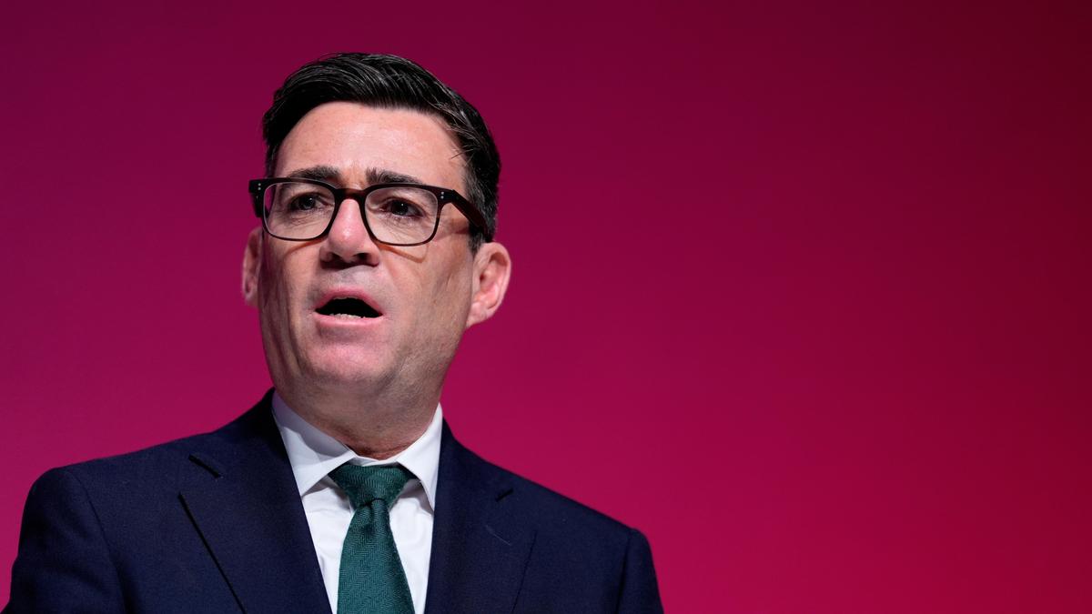 Full re-entry into EU is an option for U.K., says PM Burnham