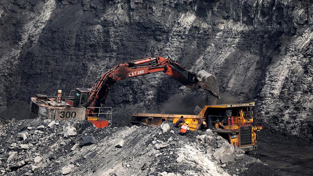 Coal production re-accelerates amid easing monsoon; daily output rises to 1.7 MT