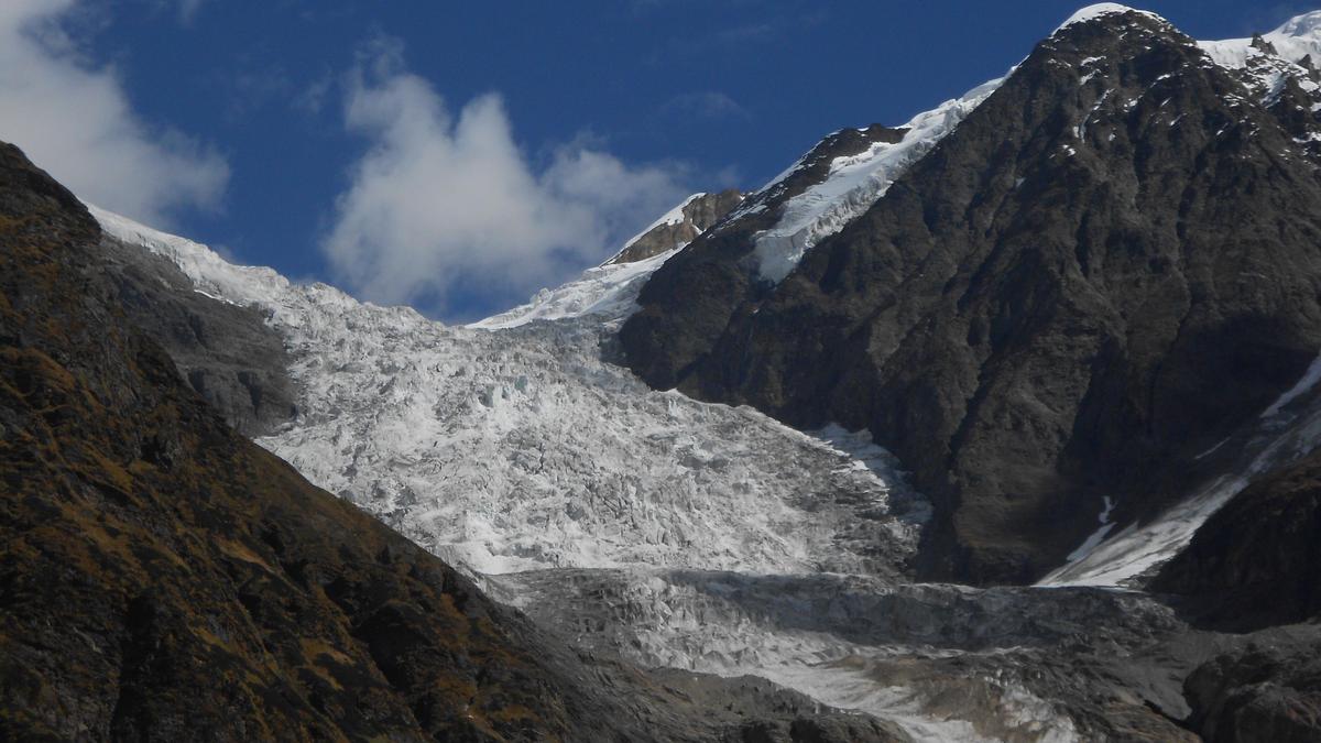 Chinese researchers see climate change link to glacial collapse, warn of rising disaster risks