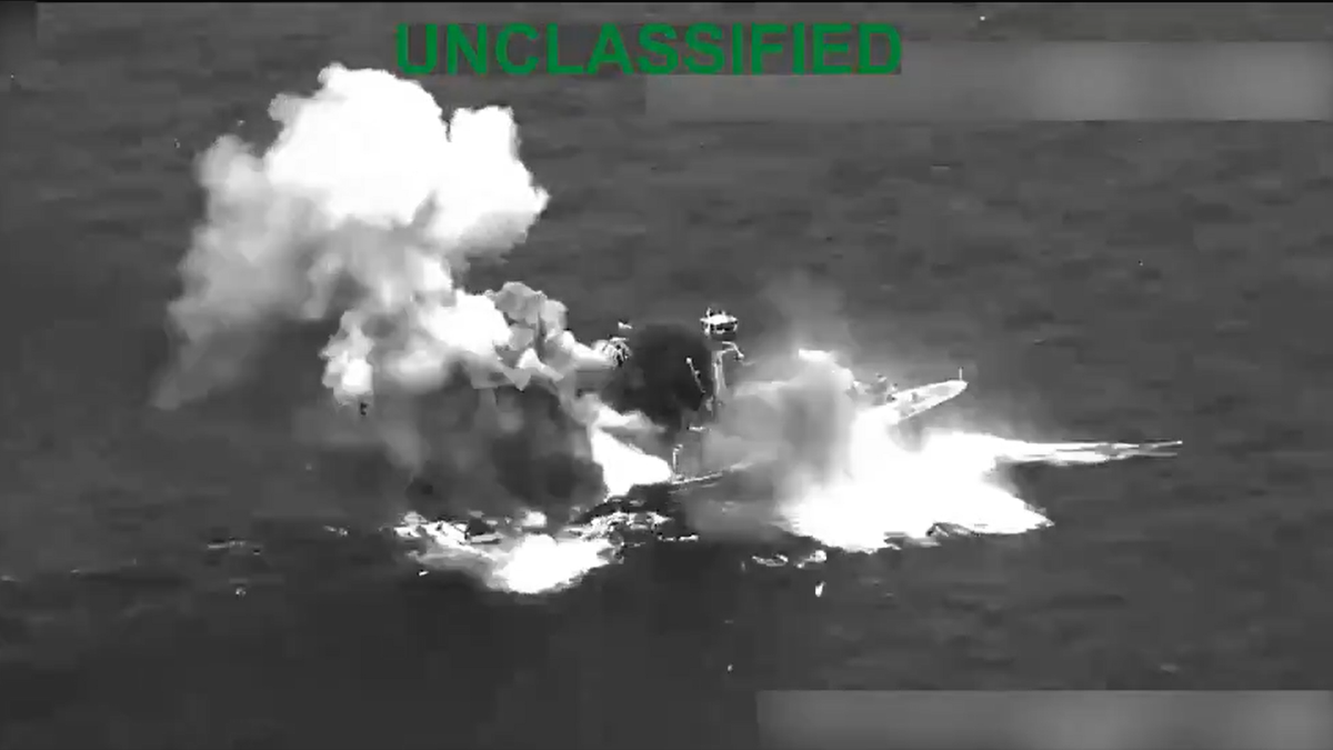 U.S. sinks an Ecuadorian ship in the Pacific it alleges is tied to drug trafficking