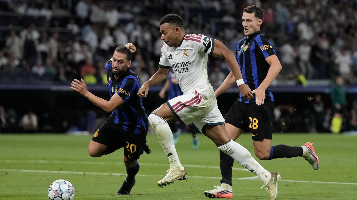 Real Madrid and Manchester City kick off with wins as Champions League returns