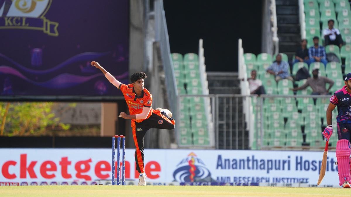 KCL | Vignesh’s five-for helps Globstars edge Royals and enter the last four; Vishnu’s brilliant ton in vain
