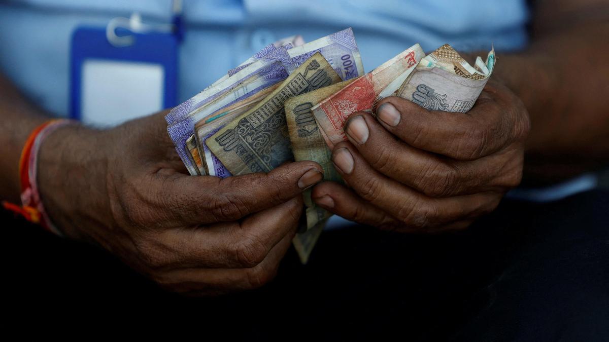 Rupee rises 19 paise to close at 95.17 against U.S. dollar