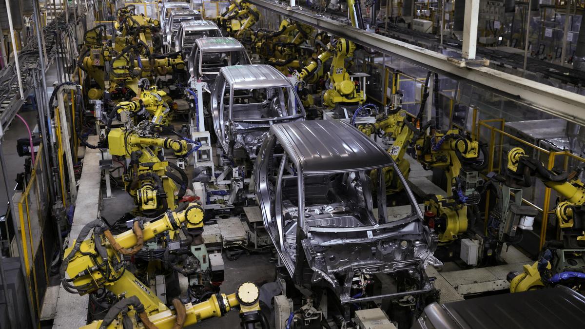 India’s manufacturing sector growth hits seven-month high in Sept. 2026 on strong demand: PMI
