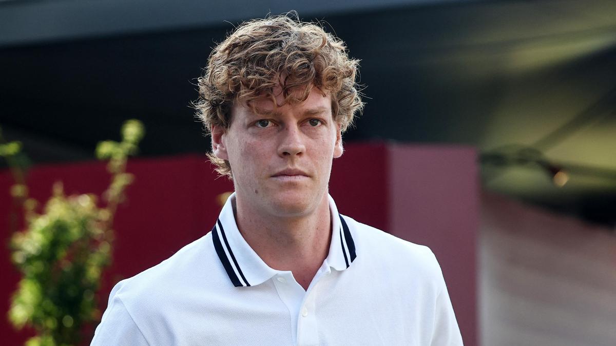 World No. 1 Jannik Sinner’s 2026 season ends with knee injury