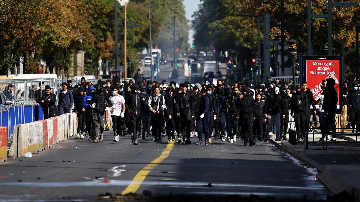 Hundreds of schools to shut on October 5 as student protests rock France