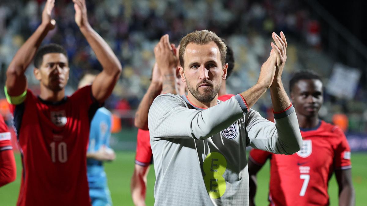 England crush Croatia 7-0 as Spain stay perfect with Czech victory