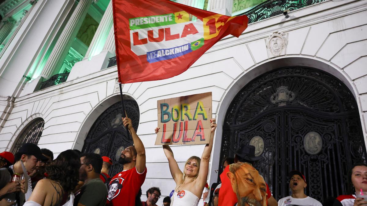 Brazil election headed to runoff, projection shows, as Bolsonaro lead narrows
