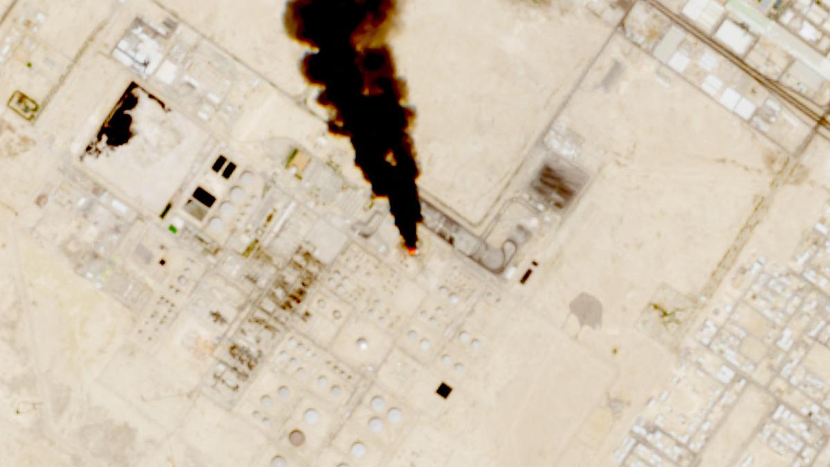 Yemen, Saudi Arabia strike Houthis as counteroffensive gets underway