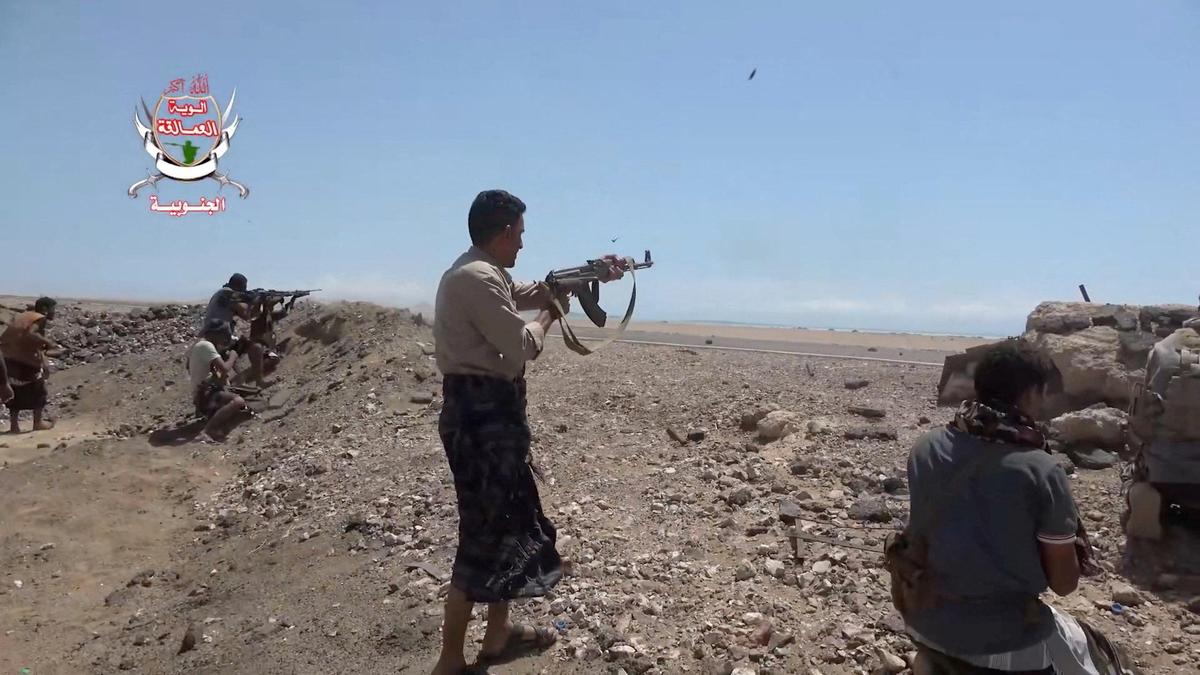 Saudi-backed Yemeni forces expel the Houthis from several areas around key strait, officials say