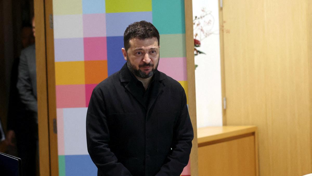 Zelensky, U.S. envoys hold Oslo talks as Ukraine claims U.S. missile holdup