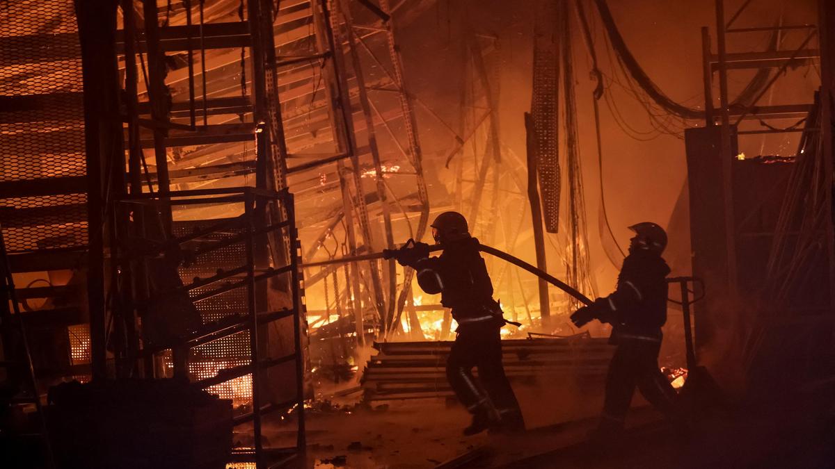 Six injured in Russian strikes on Ukraine’s Zaporizhzhia, Chernihiv, officials say