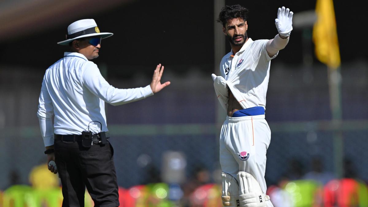 Irani Cup | With another’s jersey, Lone Nasir makes his mark