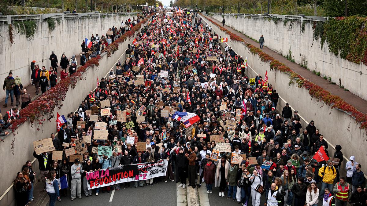 French police fire tear gas at protesters in several cities amid fresh demonstrations