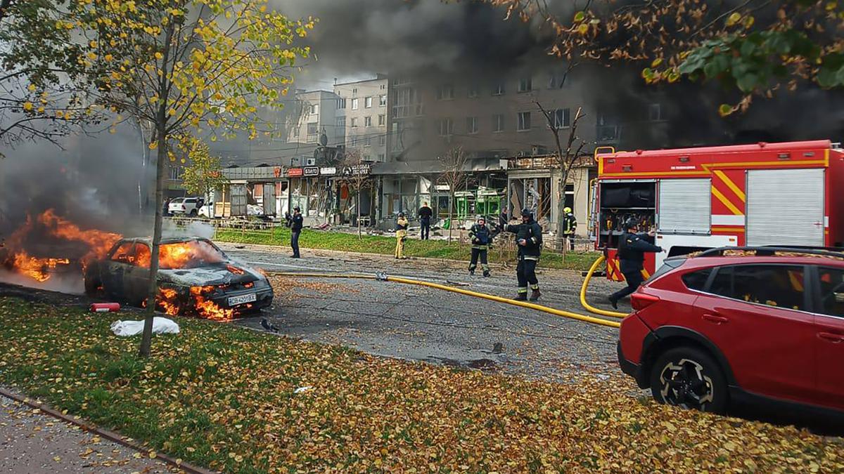 Ukraine has resumed strikes on Russian oil refineries, Russia says
