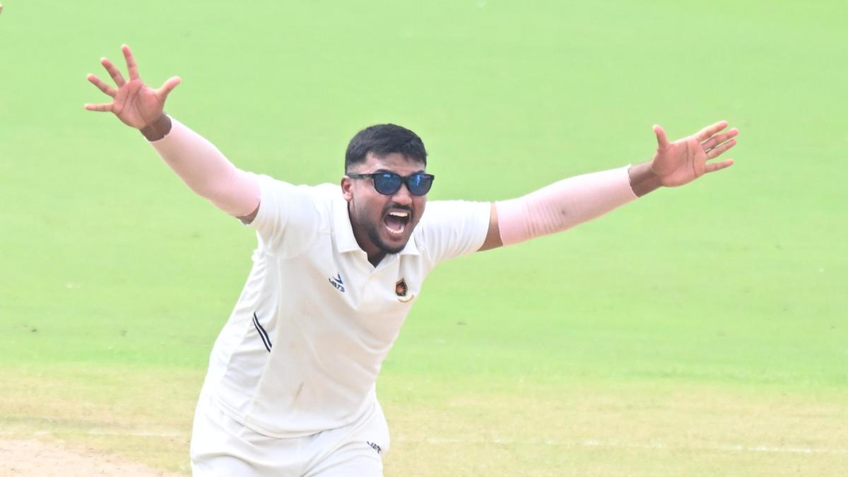 Bowlers have a field day as 16 wickets fall