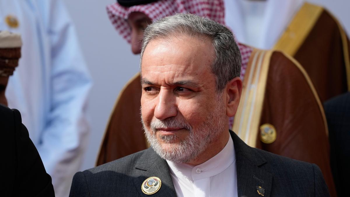 Iran backs ‘political process’ to resolve Saudi-Houthi conflict: FM