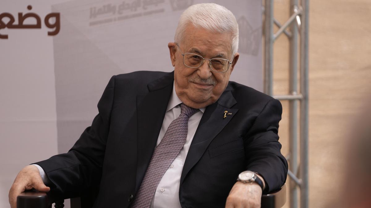 Mahmoud Abbas postpones Palestinian legislative elections another year