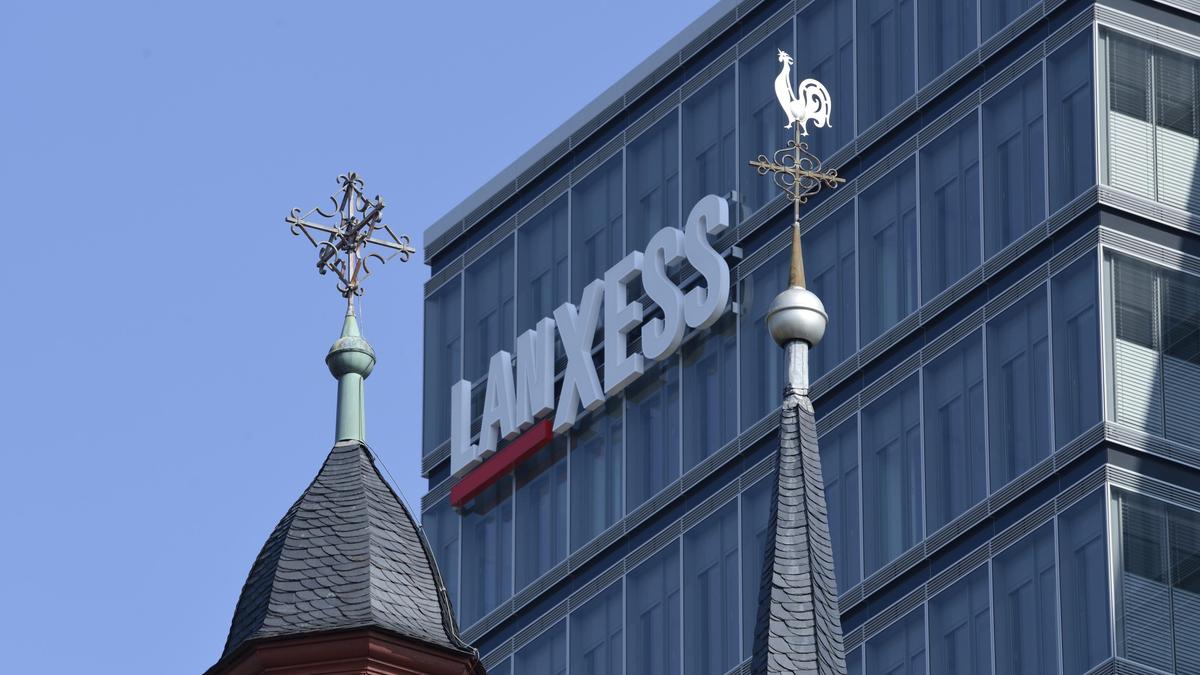 LANXESS, BPCL join hands to develop next-gen lubricant solutions