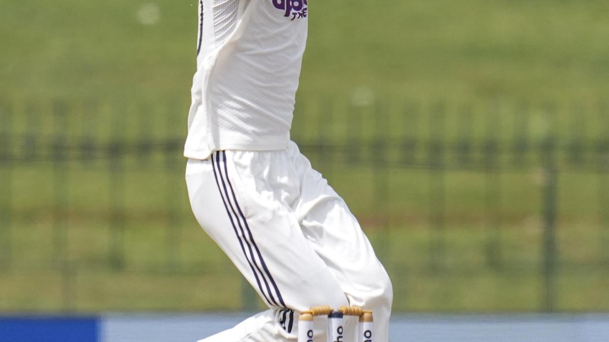 Adpating to different balls and conditions crucial: Suthar