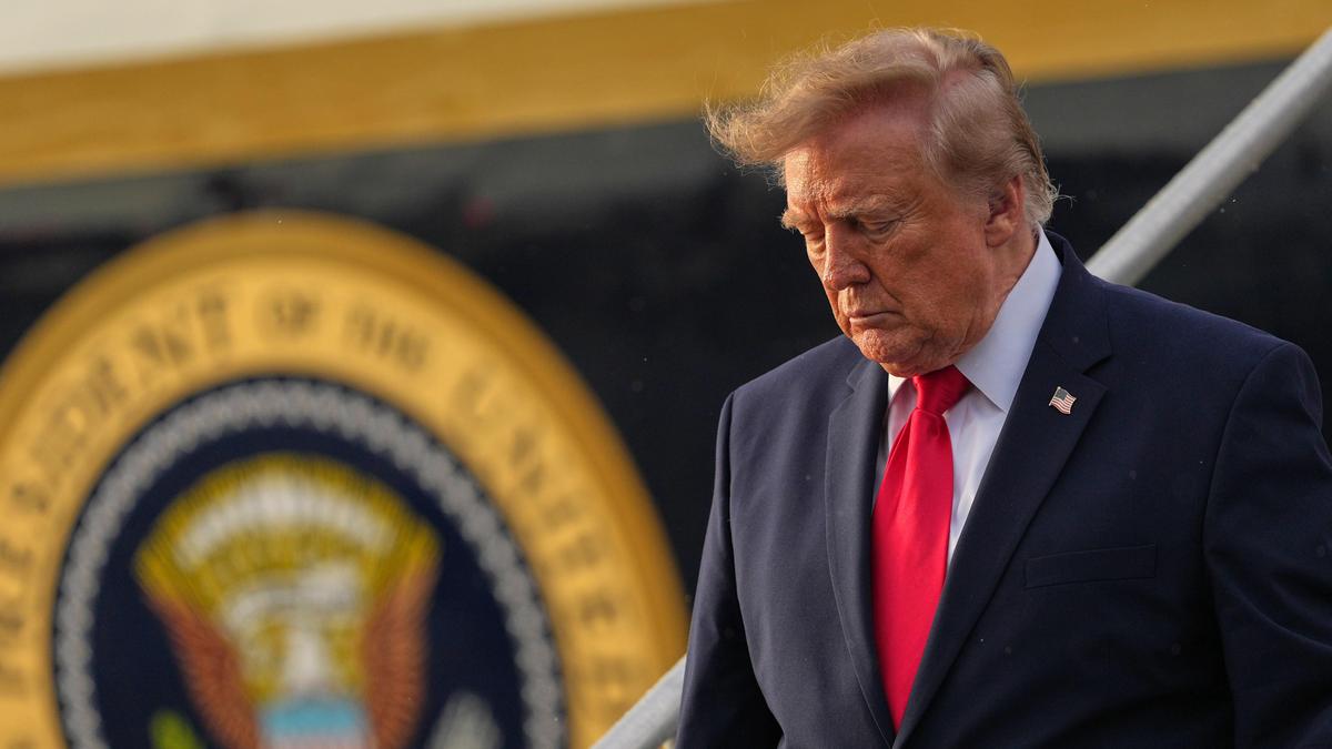 Trump lifts some Canada tariffs ahead of midterms