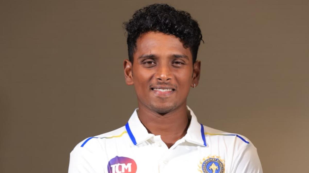 Ranji Trophy | Abhishek makes it count in Kerala colours