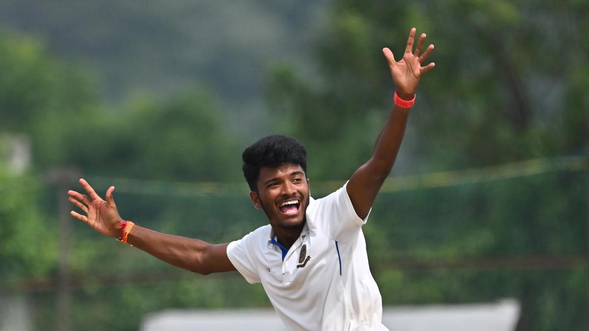 Vijay keen to show that off-spinners can excel in both Tests and T20s